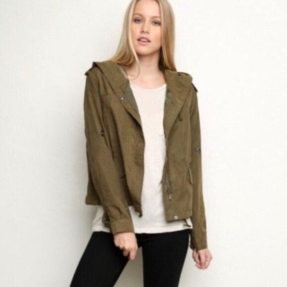 Brandy Melville | EUC Hailey Cropped Utility Jacket Army Olive Green One Size - Picture 1 of 8